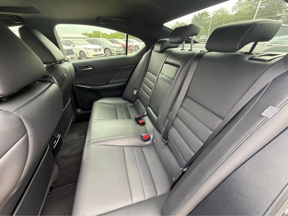 2024 Lexus IS 3rd Gen - Image 14 of 17