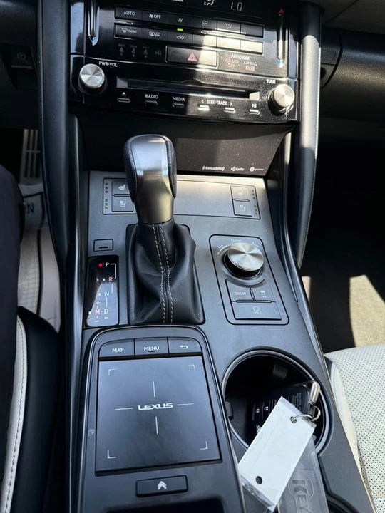 2024 Lexus IS 3rd Gen - Image 14 of 17