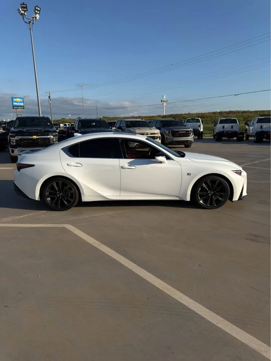 2024 Lexus IS 3rd Gen - Image 9 of 10