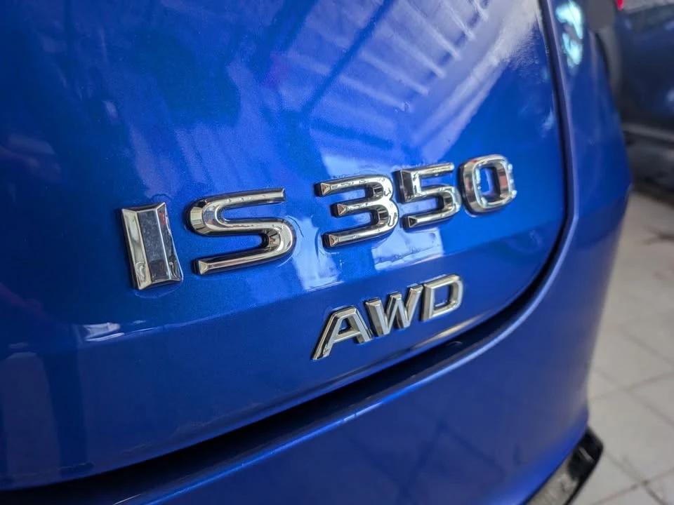 2024 Lexus IS 3rd Gen - Image 7 of 10