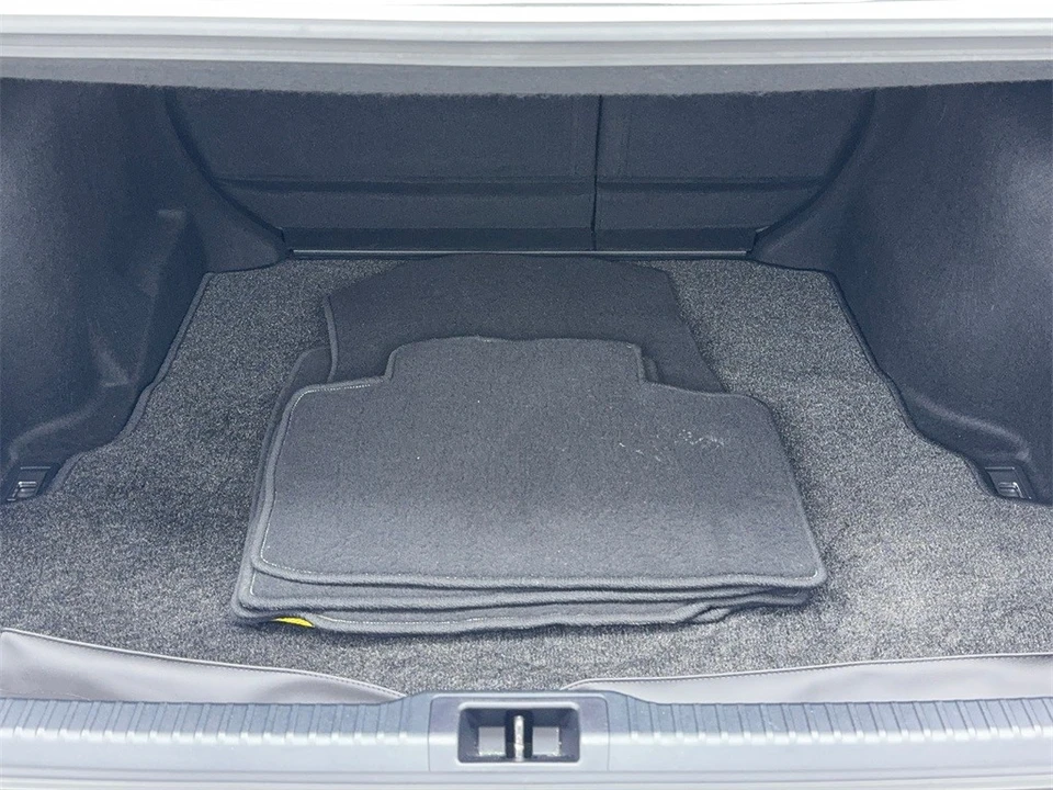 2024 Lexus IS 3rd Gen - Image 12 of 12