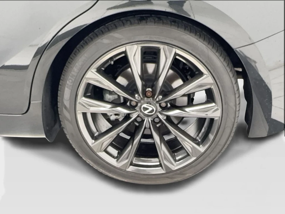 2024 Lexus IS 3rd Gen - Image 12 of 31