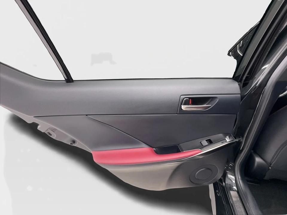 2024 Lexus IS 3rd Gen - Image 25 of 31
