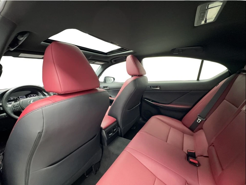 2024 Lexus IS 3rd Gen - Image 23 of 31