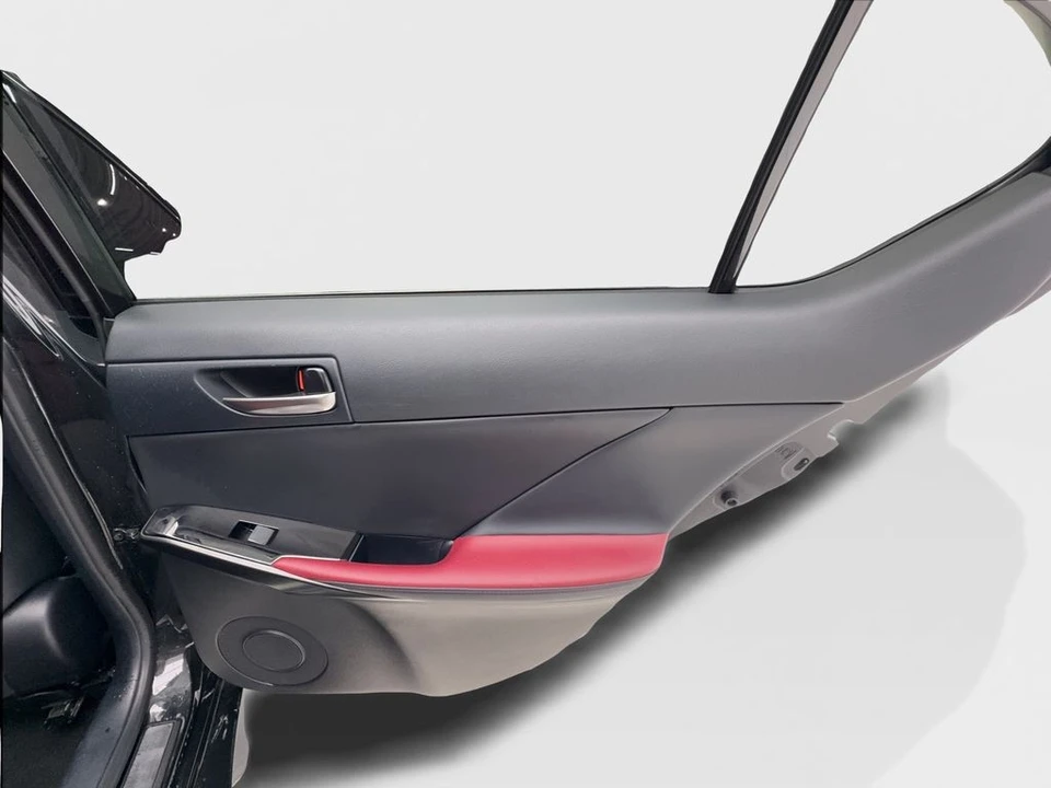 2024 Lexus IS 3rd Gen - Image 28 of 31