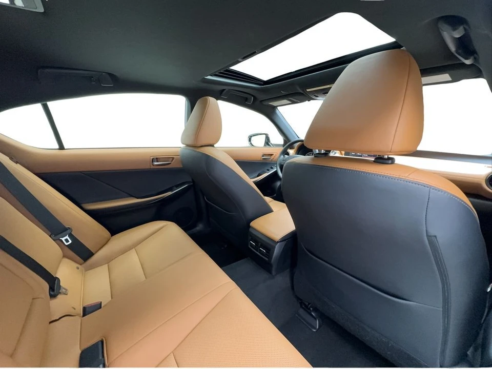 2024 Lexus IS 3rd Gen - Image 28 of 31