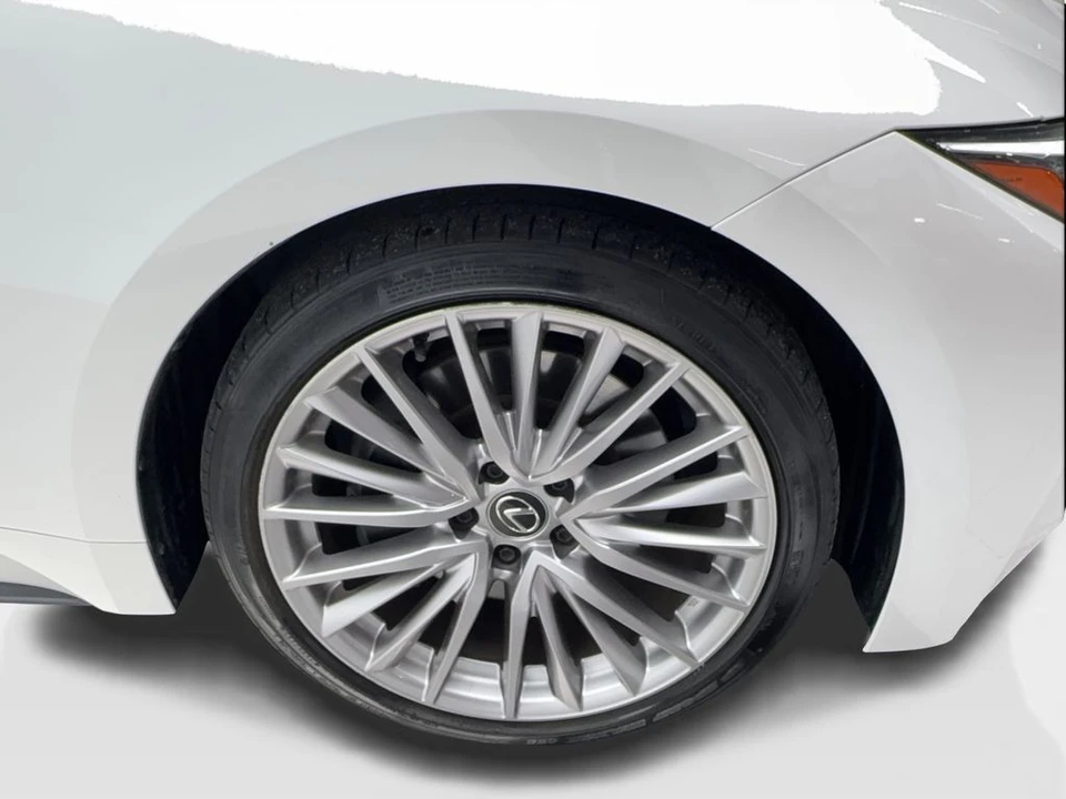 2024 Lexus IS 3rd Gen - Image 14 of 31
