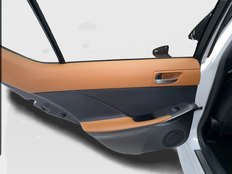 2024 Lexus IS 3rd Gen - Image 26 of 31