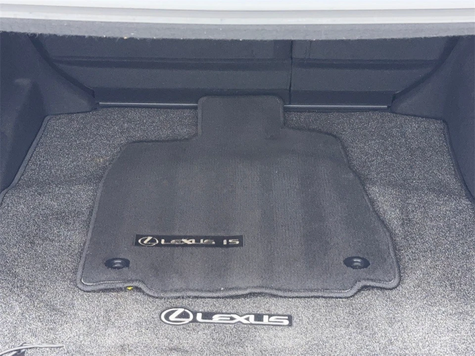 2024 Lexus IS 3rd Gen - Image 12 of 21