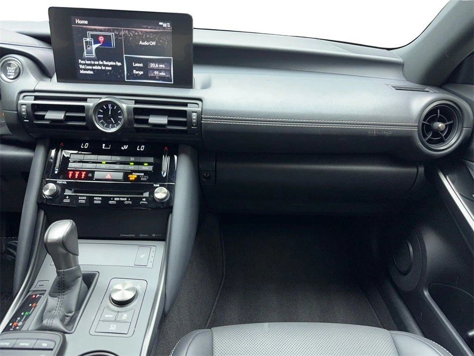 2024 Lexus IS 3rd Gen - Image 19 of 21