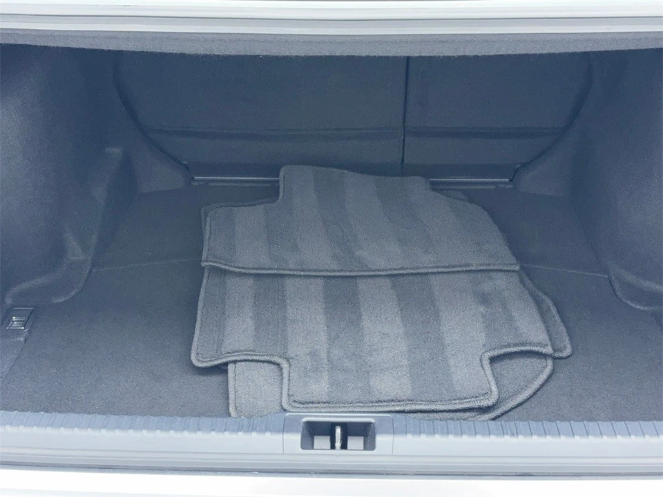 2024 Lexus IS 3rd Gen - Image 12 of 21