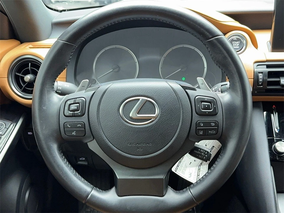 2024 Lexus IS 3rd Gen - Image 18 of 21