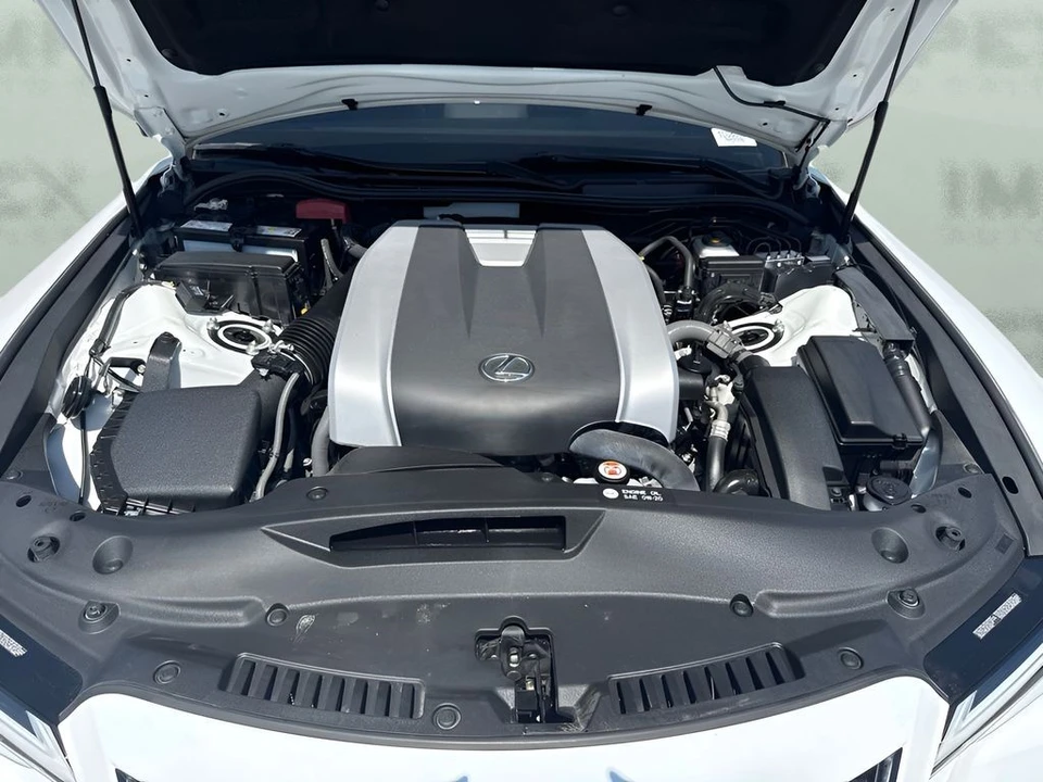 2024 Lexus IS 3rd Gen - Image 20 of 24