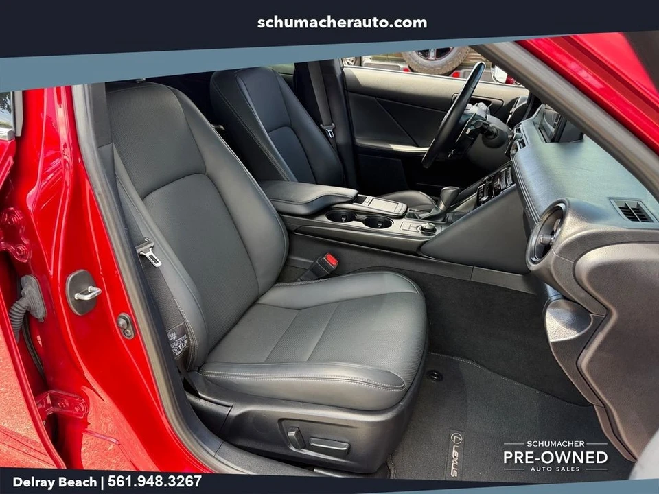 2024 Lexus IS 3rd Gen - Image 19 of 31