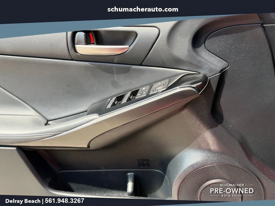 2024 Lexus IS 3rd Gen - Image 30 of 31
