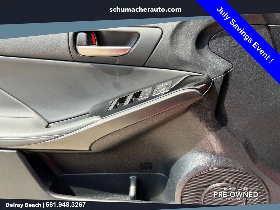 2024 Lexus IS 3rd Gen - Image 30 of 31