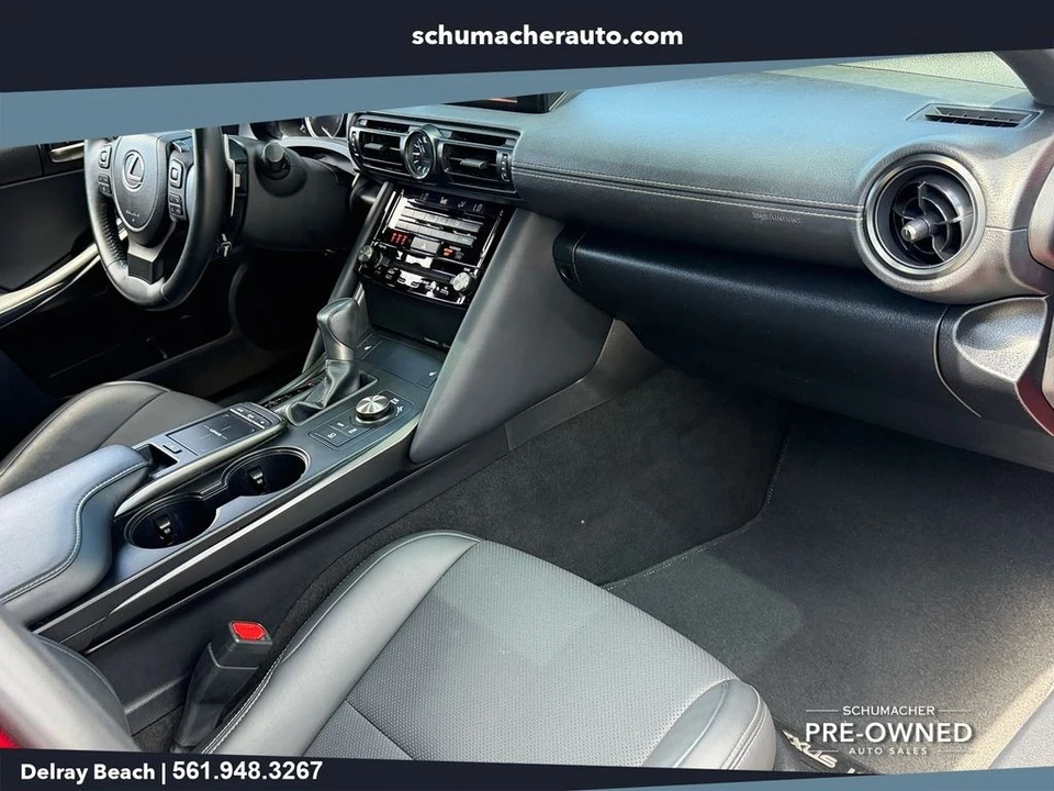 2024 Lexus IS 3rd Gen - Image 18 of 31