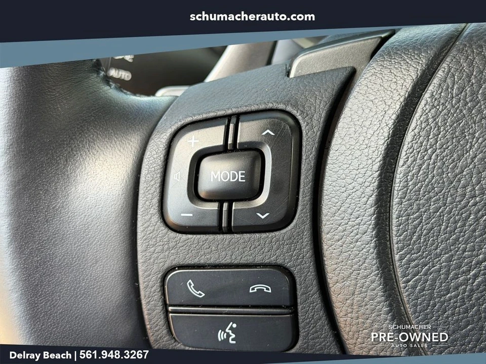 2024 Lexus IS 3rd Gen - Image 29 of 31