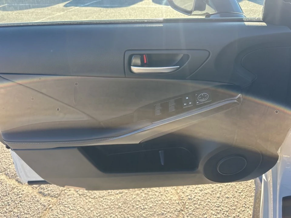 2024 Lexus IS 3rd Gen - Image 24 of 31
