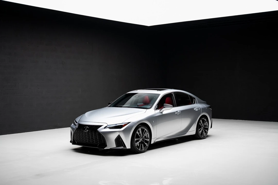 2024 Lexus IS 3rd Gen - Image 4 of 12