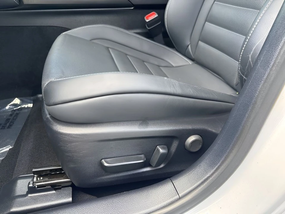 2024 Lexus IS 3rd Gen - Image 10 of 31
