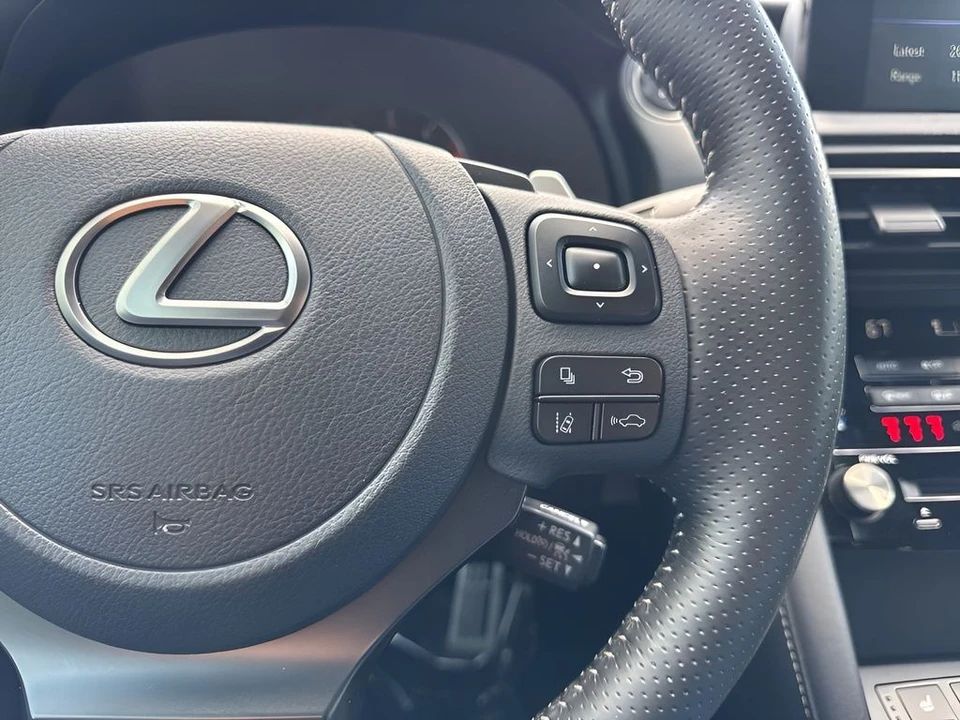2024 Lexus IS 3rd Gen - Image 16 of 31