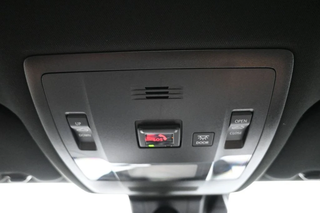 2024 Lexus IS 3rd Gen - Image 18 of 31
