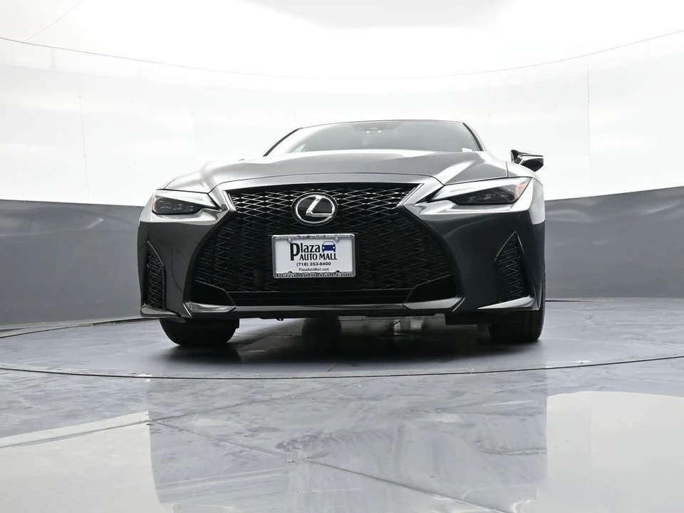 2024 Lexus IS 3rd Gen - Image 28 of 31