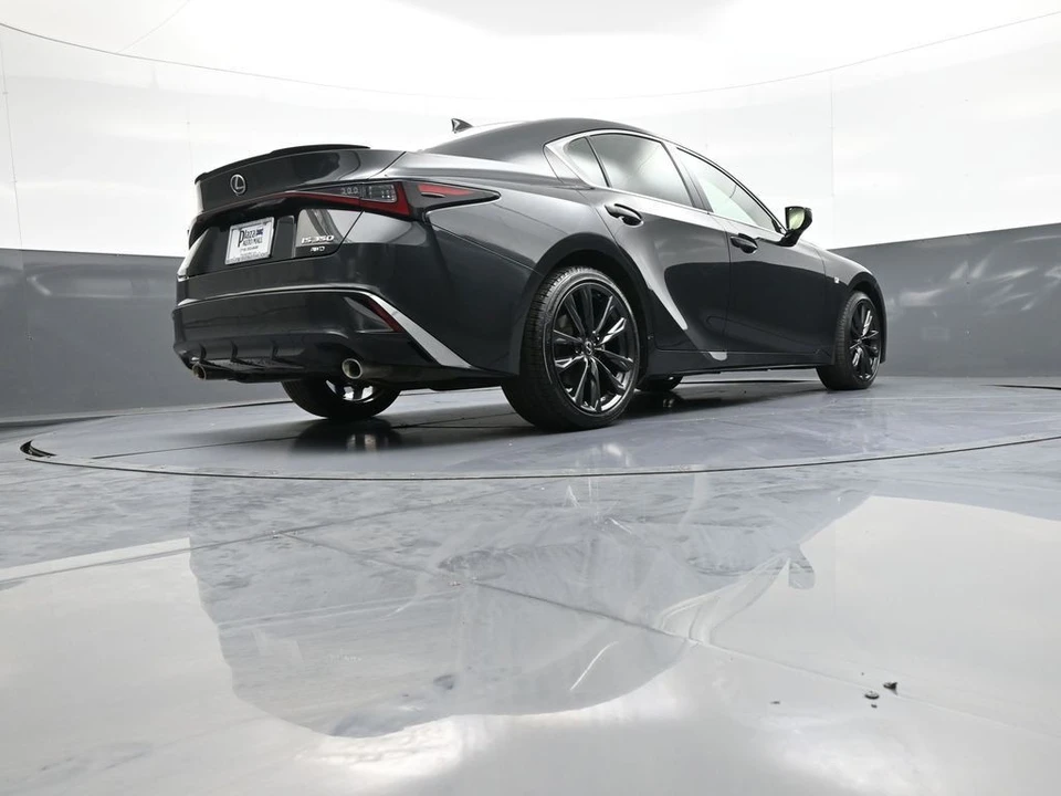 2024 Lexus IS 3rd Gen - Image 31 of 31