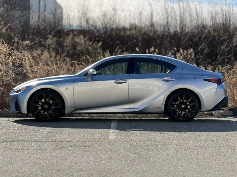 2024 Lexus IS 3rd Gen - Image 5 of 12