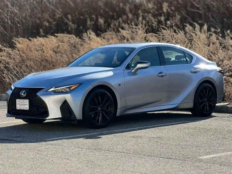 2024 Lexus IS 3rd Gen - Image 4 of 12