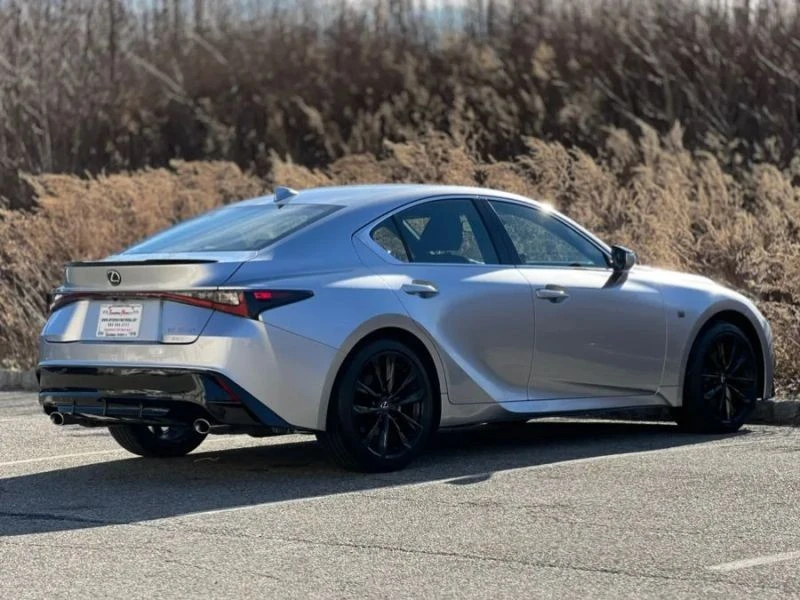 2024 Lexus IS 3rd Gen - Image 8 of 12