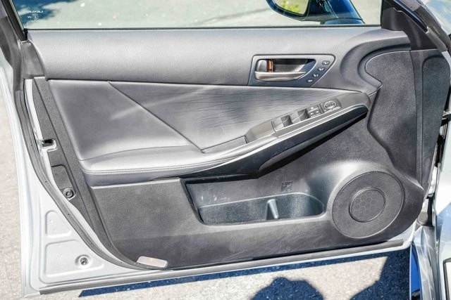 2024 Lexus IS 3rd Gen - Image 19 of 31