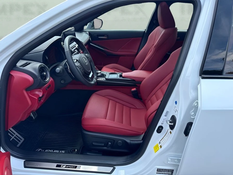 2024 Lexus IS 3rd Gen - Image 27 of 31