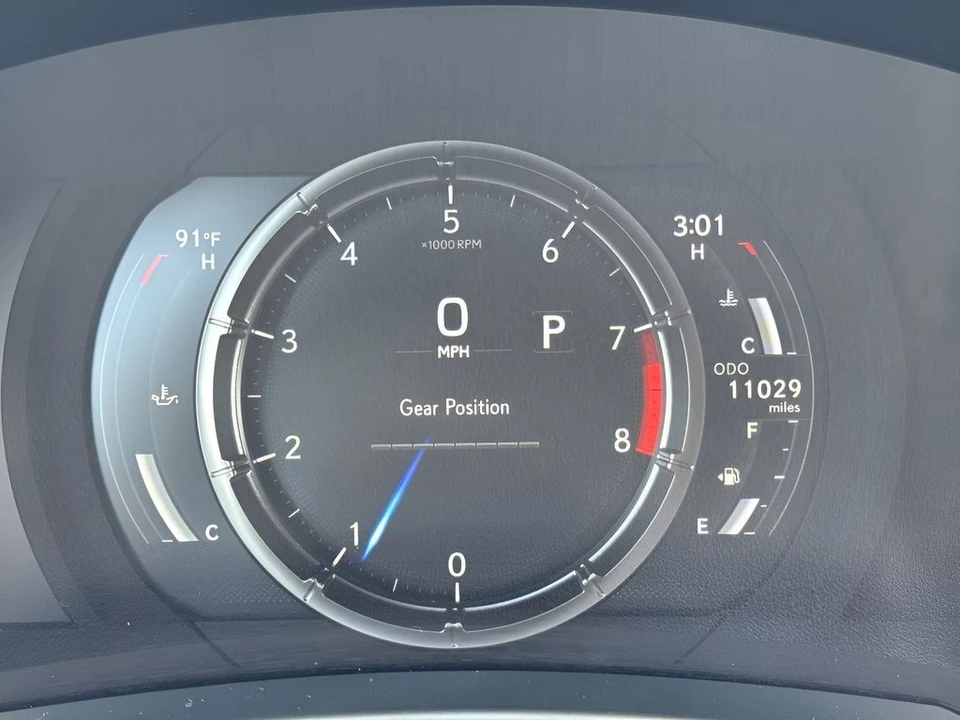 2024 Lexus IS 3rd Gen - Image 19 of 31