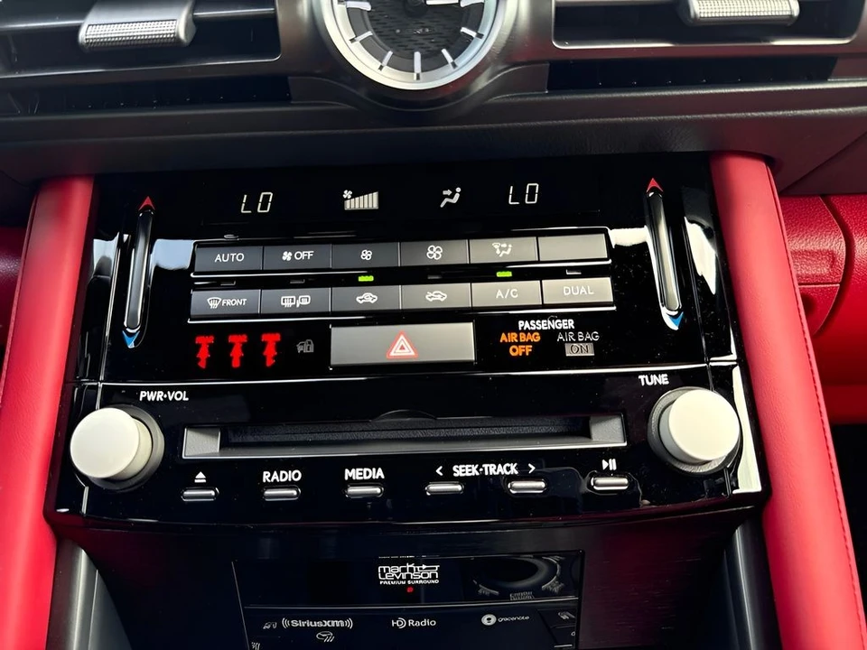 2024 Lexus IS 3rd Gen - Image 25 of 31