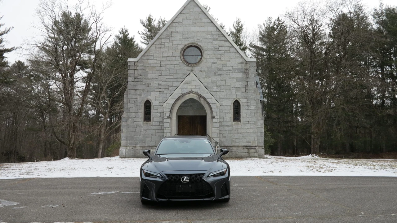 2024 Lexus IS 3rd Gen - Image 2 of 31