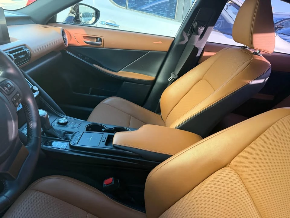 2024 Lexus IS 3rd Gen - Image 4 of 7