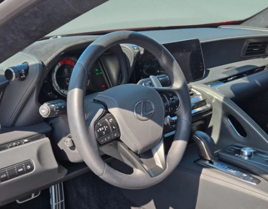 2024 Lexus LC - Image 8 of 12