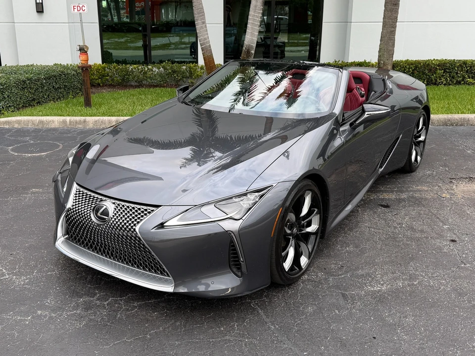 2024 Lexus LC - Image 12 of 21