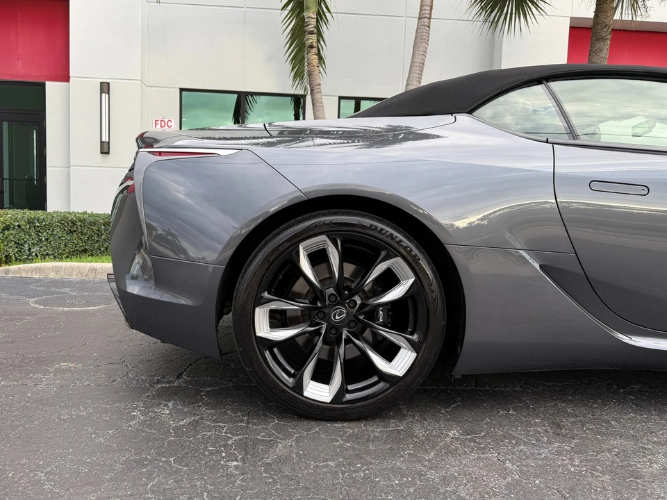 2024 Lexus LC - Image 5 of 21