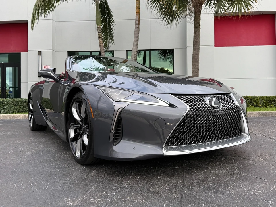2024 Lexus LC - Image 9 of 21
