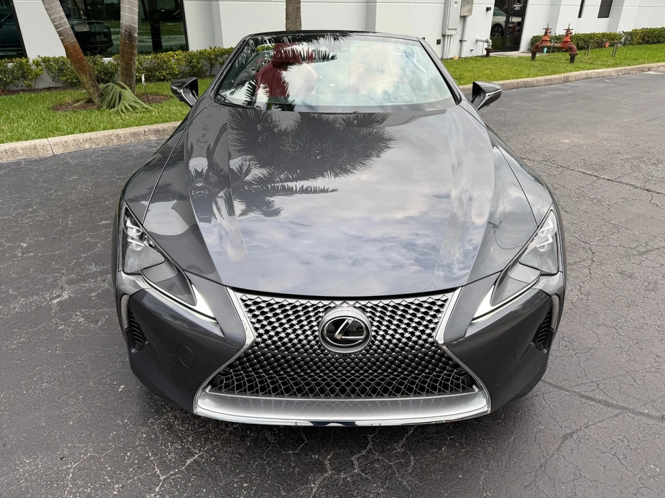 2024 Lexus LC - Image 14 of 21