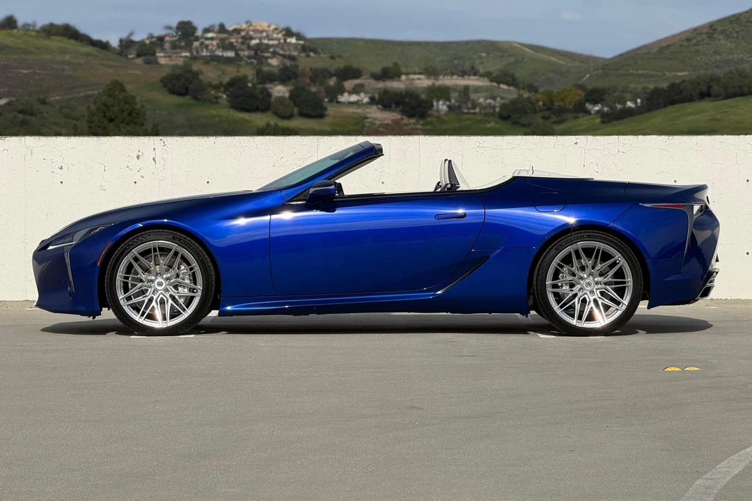 2024 Lexus LC - Image 3 of 31
