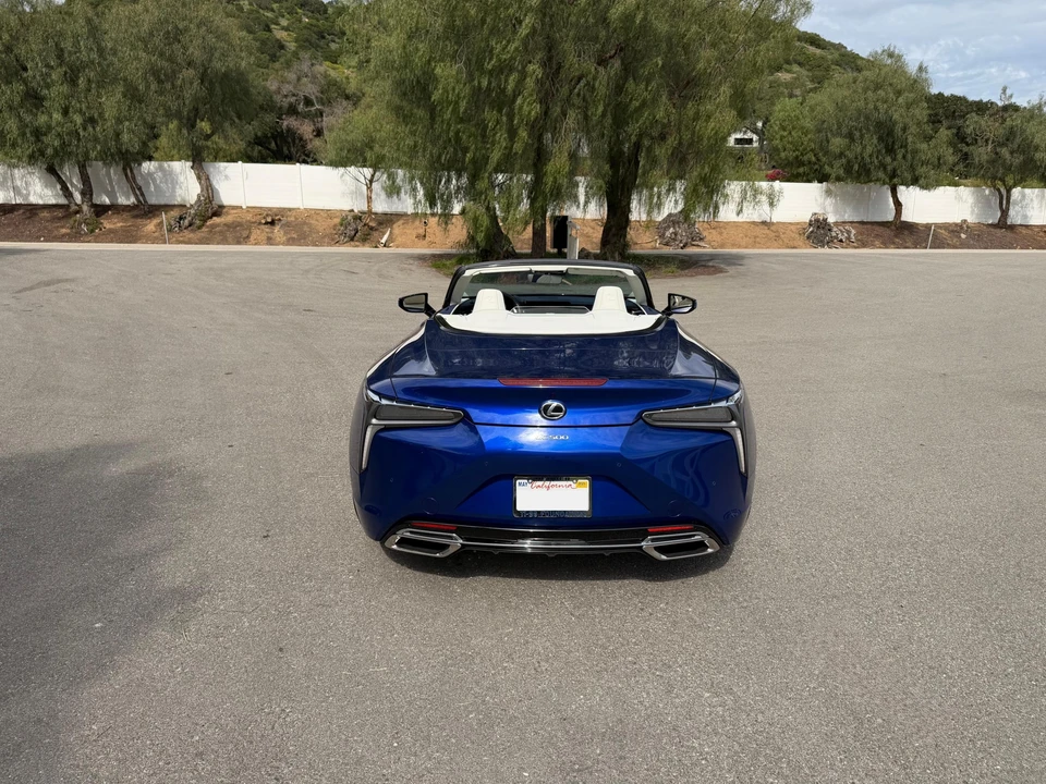 2024 Lexus LC - Image 23 of 31