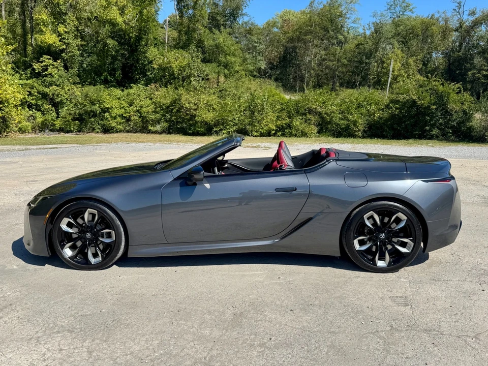 2024 Lexus LC - Image 8 of 12