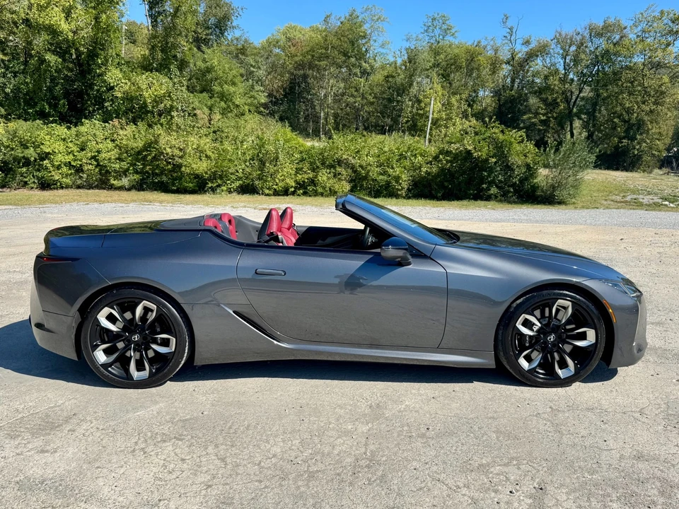 2024 Lexus LC - Image 7 of 12