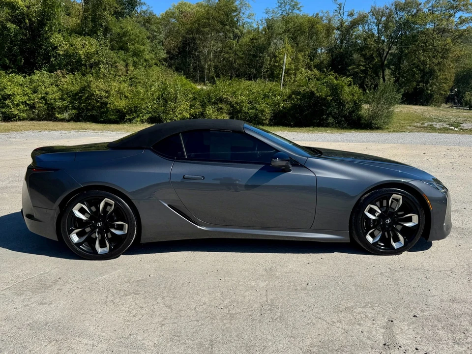 2024 Lexus LC - Image 11 of 12