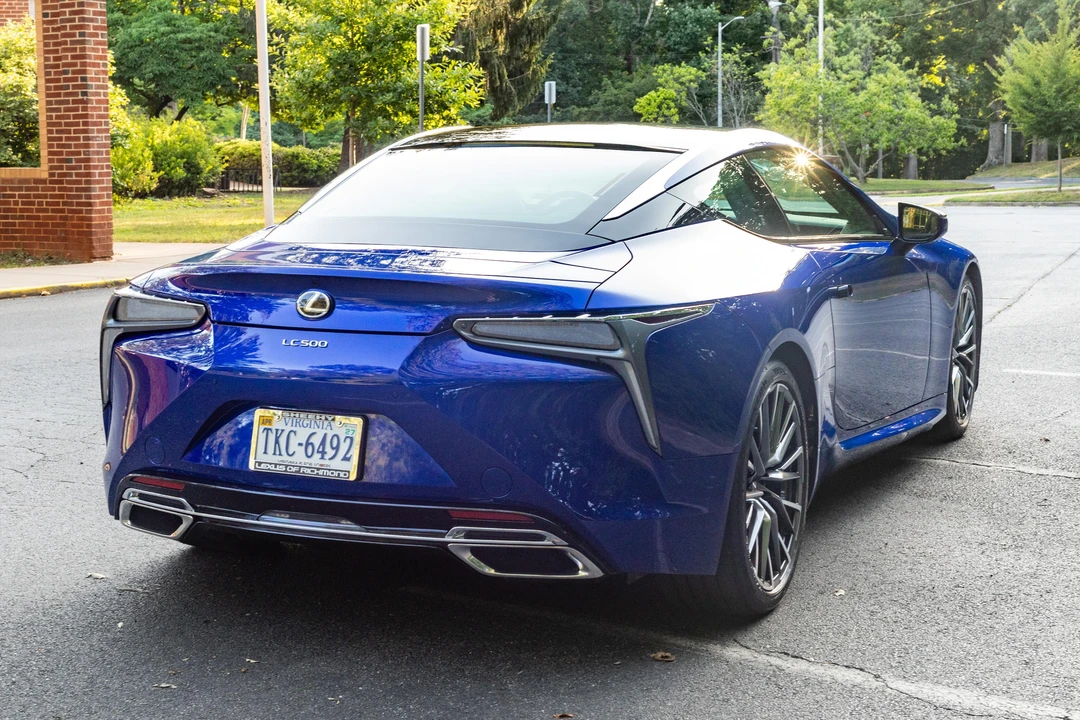 2024 Lexus LC - Image 9 of 31