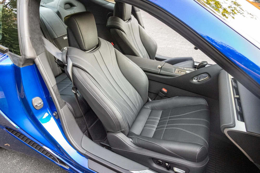 2024 Lexus LC - Image 24 of 31